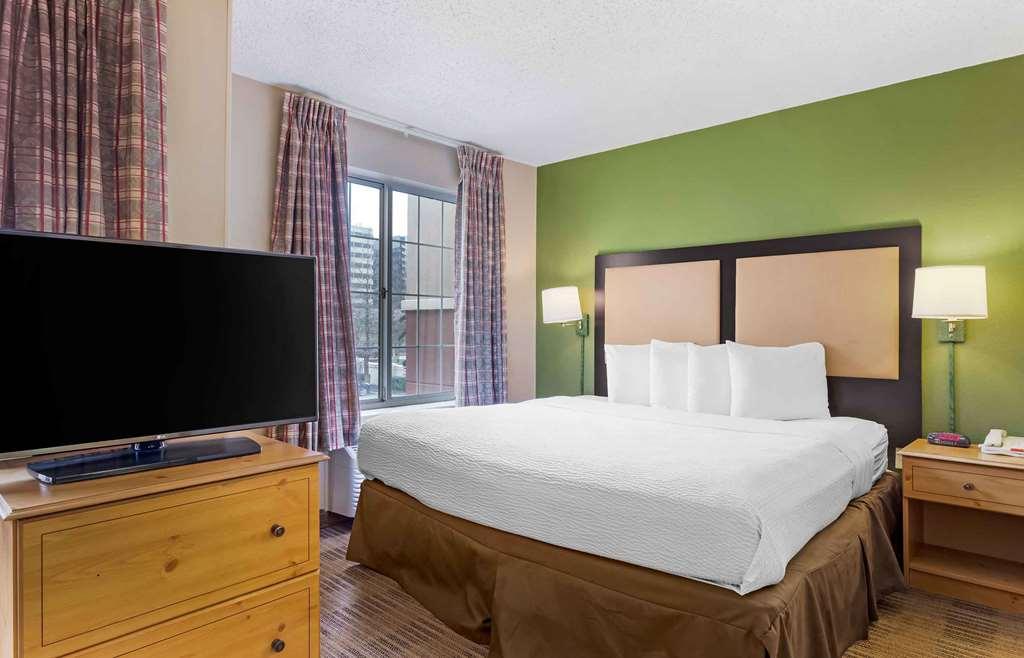Extended Stay America Suites - Houston - Galleria - Uptown Номер фото