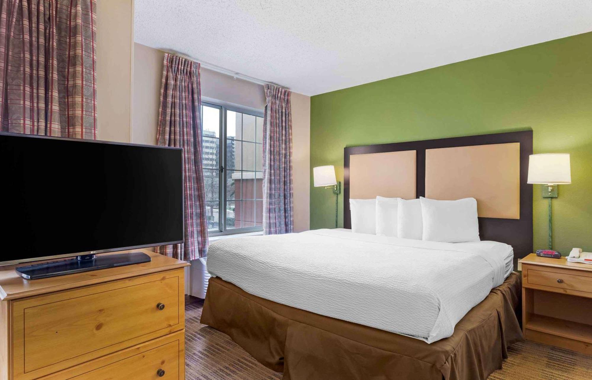 Extended Stay America Suites - Houston - Galleria - Uptown Экстерьер фото